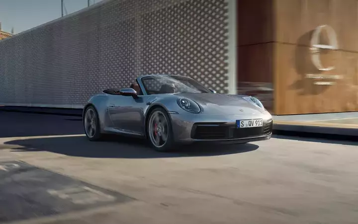 Покупка нового Porsche 2023 года в Порше Центр Рублёвский